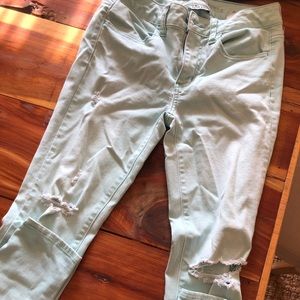 Light blue American eagle jeans distressed size 4